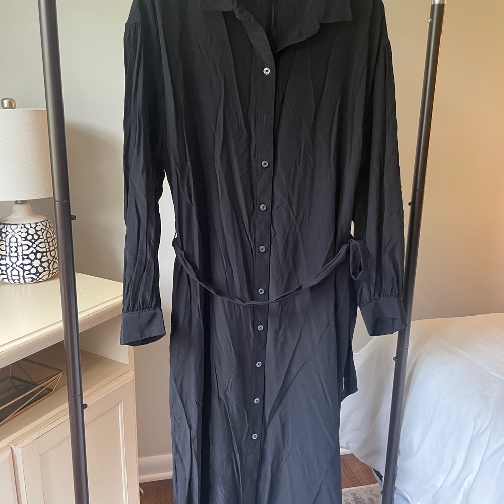 Elegant Black Button-Up Dress